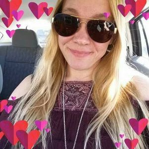 Meet your Posher, Becky